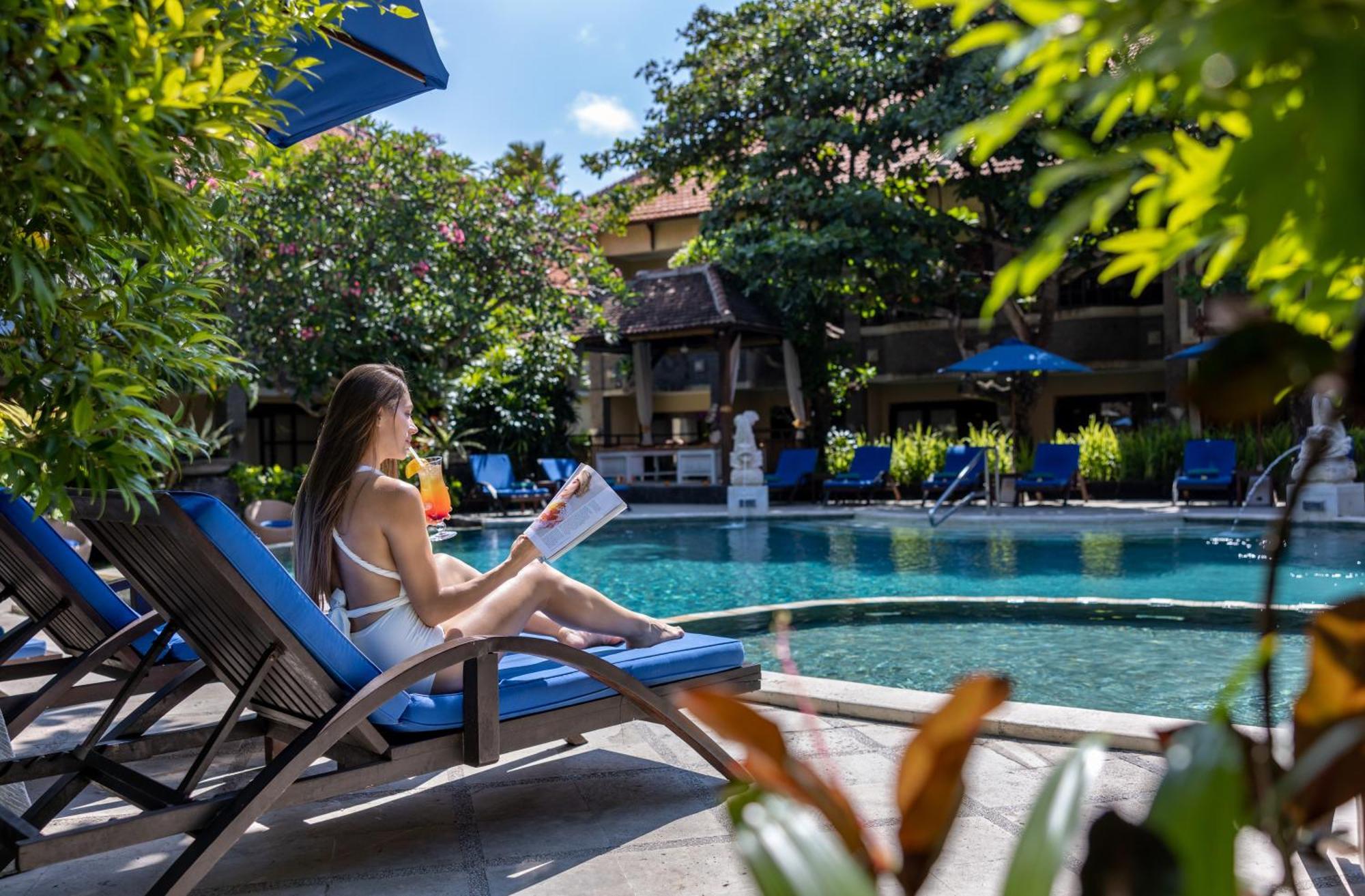 Adhi Jaya Hotel Kuta  Luaran gambar