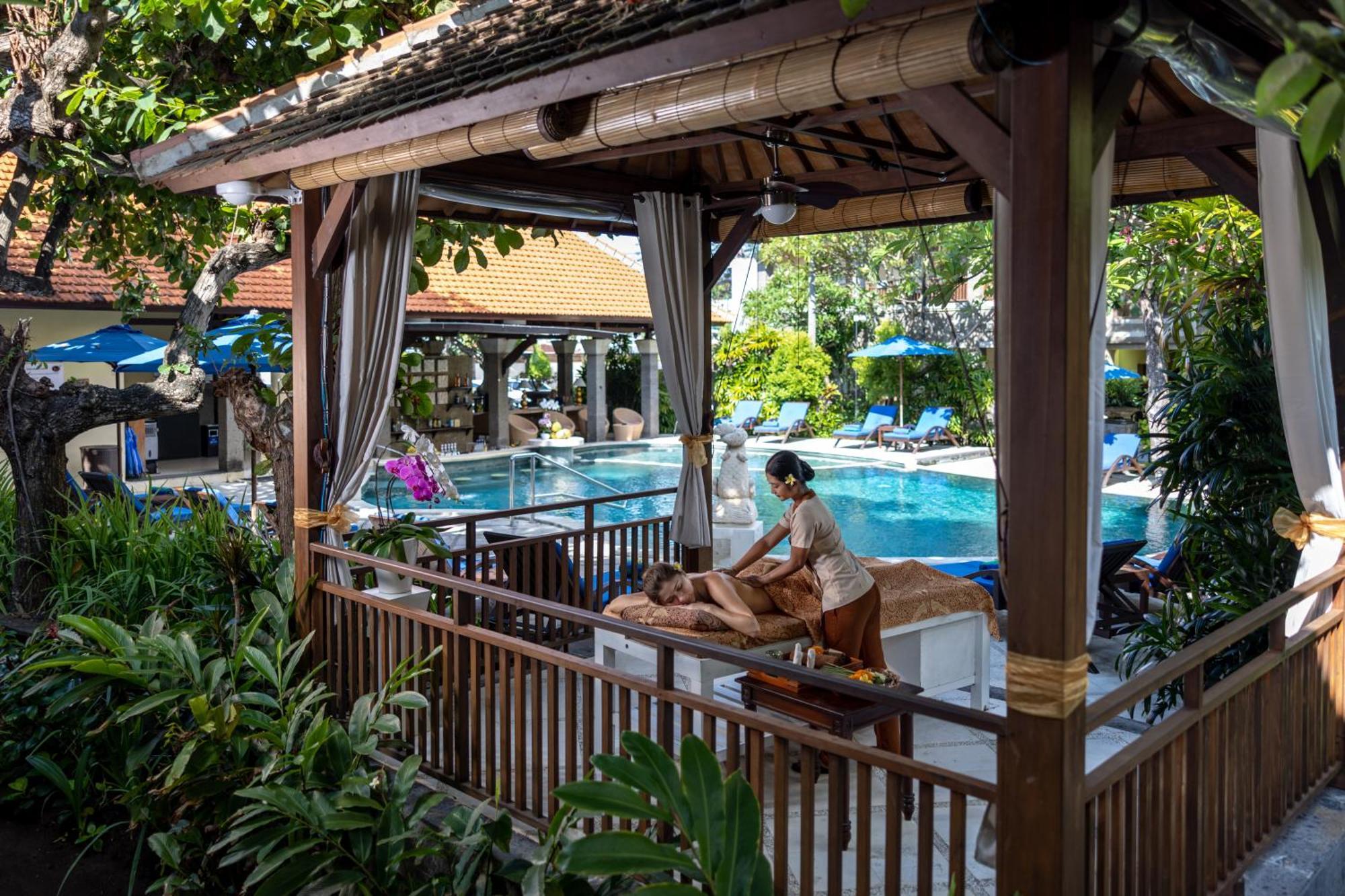 Adhi Jaya Hotel Kuta  Luaran gambar