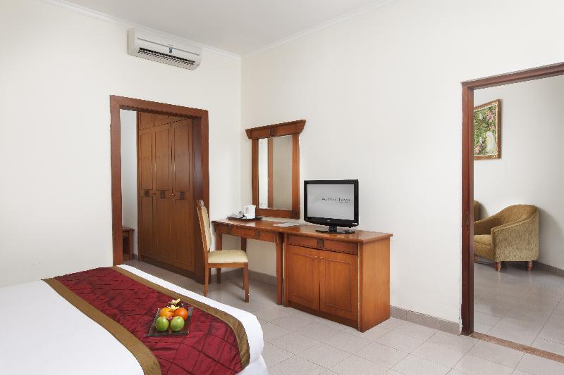 Adhi Jaya Hotel Kuta  Luaran gambar
